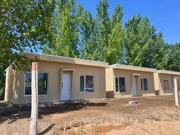 Oportunidad de Inversión, venta de 3 casas de un dormitorio, Plottier.