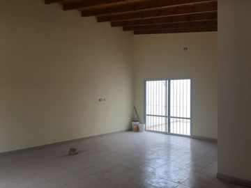 Casa en venta - 4 dormitorios 2  baños - 310mts2 - General Belgrano
