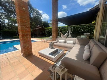 Casa campestre en condominio para arriendo en Cerritos, Pereira!!!