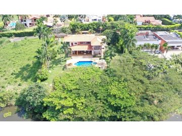 Casa campestre independiente para la venta en Malabar, Pereira