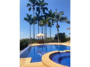 Casa campestre independiente para la venta en Malabar, Pereira