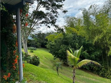 Casa campestre para la venta en Castilla la nueva, cerritos, Pereira!!