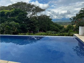 Casa campestre para la venta en Castilla la nueva, cerritos, Pereira!!