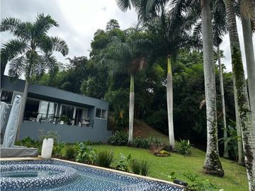Casa campestre para la venta en Castilla la nueva, cerritos, Pereira!!