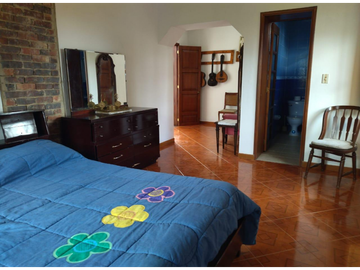 Casa Finca En Venta: Casa Colonial Con Amplios Espacios Y Naturaleza