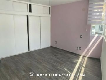 CASA EN VENTA EN FRACCIONAMIENTO VILA AZUL.