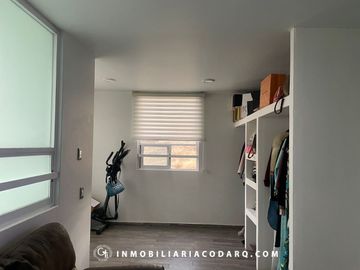 CASA EN VENTA EN FRACCIONAMIENTO VILA AZUL.