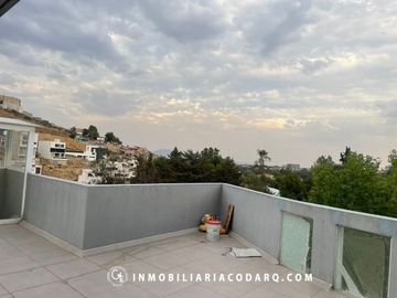 CASA EN VENTA EN FRACCIONAMIENTO VILA AZUL.