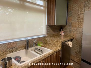 CASA EN VENTA EN FRACCIONAMIENTO VILA AZUL.