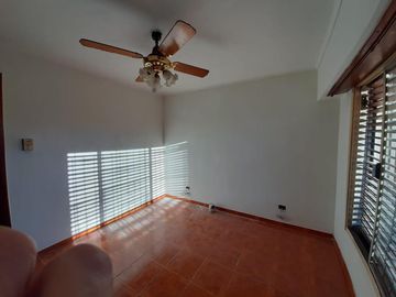 Casa 3 ambientes en alquiler