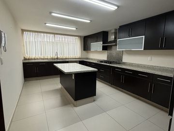 Casa en Renta Lomas de Tecamachalco, Huixquilucan Edo Mex