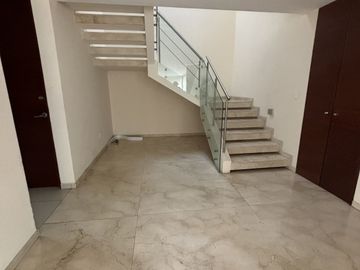 Casa en Renta Lomas de Tecamachalco, Huixquilucan Edo Mex