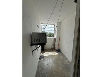 VENDO APARTAMENTO EN CARRASQUILLA $150k !!!