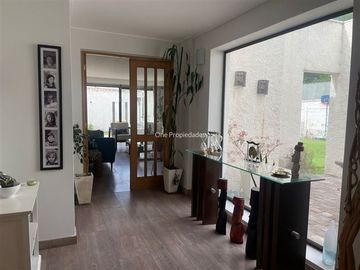 Casa en Venta en Plano Quinchamal|Las Condes|Casa| 5D4B|One Propiedades