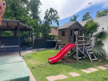 Casa en Venta en Plano Quinchamal|Las Condes|Casa| 5D4B|One Propiedades
