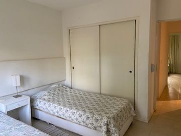 Chalet en venta en Carilo