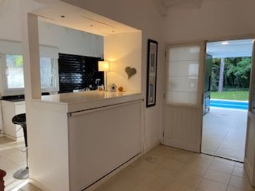 Chalet en venta en Carilo