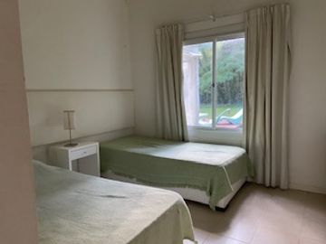 Chalet en venta en Carilo