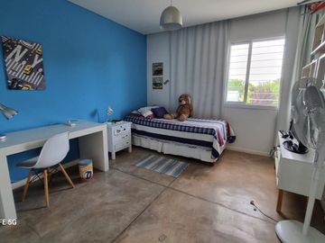 VENTA CASA CHACRAS DE CORIA SOLARES DE GABRIELLI