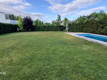 VENTA CASA CHACRAS DE CORIA SOLARES DE GABRIELLI