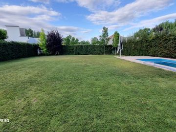 VENTA CASA CHACRAS DE CORIA SOLARES DE GABRIELLI