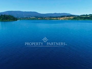 Parcelas con  Vista al Lago Panguipulli con más de 5.000 m2.