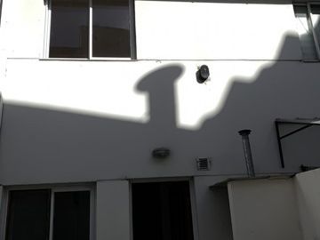 Triplex 4 amb. c/patio