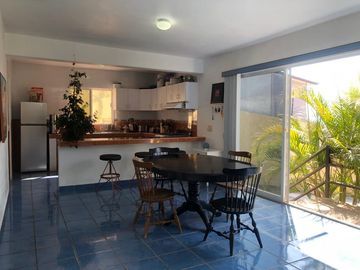 CASA UNA SOLA PLANTA CON DOS DEPARTAMENTOS