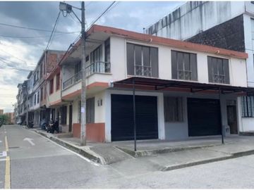 Casa con negocio independiente en Perla Del Sur, Pereira!!!