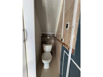Venta Casa Campestre vía Calarcá a Barcelona. Quindío. COD: 8360878