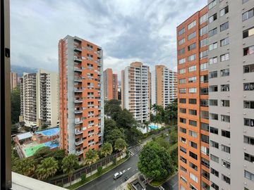 Apartamento para Venta cerca al Centro Comercial Santa Fe