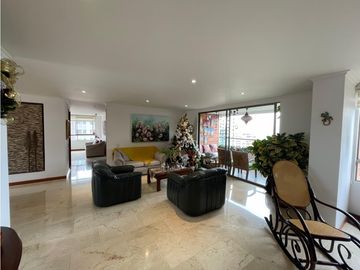 Apartamento para Venta cerca al Centro Comercial Santa Fe