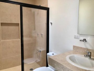 Casa en Preventa de 3 Recámaras  y doble altura en Real Montejo, Amaral Malva