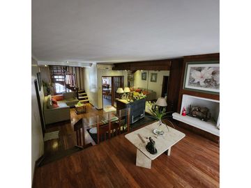 HERMOSA CASA DE DOS PLANTAS - CATEGORÍA PREMIUM