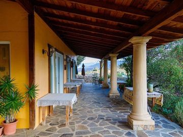 CASA con VIÑEDO en Valle de Guadalupe Quinta Estrella: Exclusividad, Sustentabil