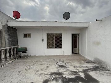 Casa  en Venta en Col. Paraíso, Guadalupe, Nuevo León