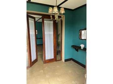 LOS ACANTILADOS - MAGNIFICA RESIDENCIA SOBRE PARQUE DE 23.900 M2