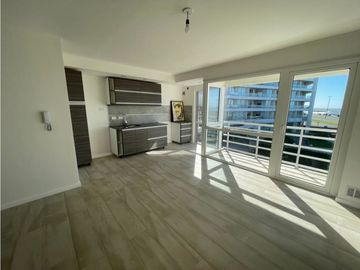 Departamento 2 ambientes a estrenar frente al mar