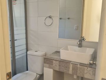 Casa en Venta en Cerca de Colegio Almenar de Pirque, de Copec y centro de eventos Subercaseaux