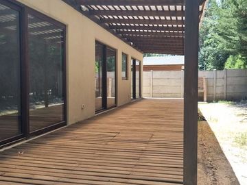 Casa en Venta en Cerca de Colegio Almenar de Pirque, de Copec y centro de eventos Subercaseaux