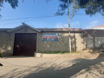 Locales Comerciales Venta CAL. Los Cedros - PUENTE PIEDRA