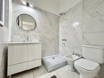 Venta Departamento de 3 Ambientes en  Recoleta