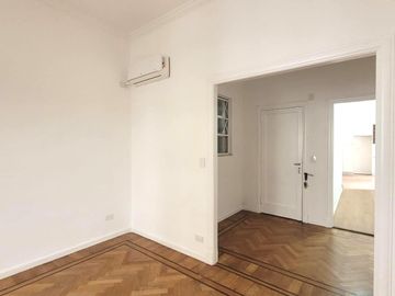 Venta Departamento de 3 Ambientes en  Recoleta