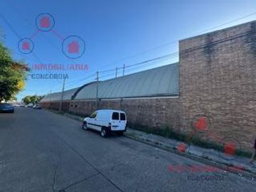 Galpón único por su ubicación y superficie. Consulte
