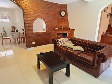 Casa en  San Miguel, Barrio Portal del Sol