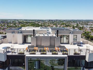 Departamento en Venta, con Cochera, en Torre Road Brickell - Tigre - GBA Norte