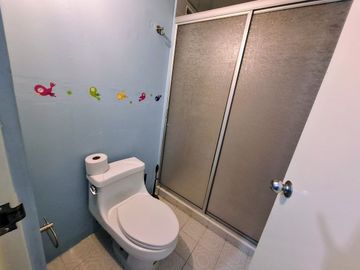 VENTA DEPARTAMENTO EXTERIOR CON BALCON Y ESTACIONAMIENTO INDEPENDIENTE