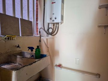 VENTA DEPARTAMENTO EXTERIOR CON BALCON Y ESTACIONAMIENTO INDEPENDIENTE