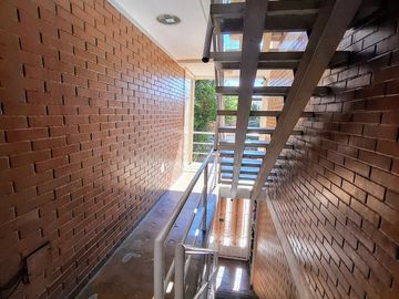 VENTA DEPARTAMENTO EXTERIOR CON BALCON Y ESTACIONAMIENTO INDEPENDIENTE