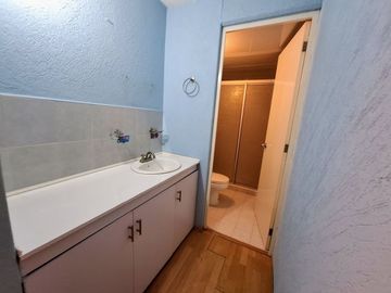 VENTA DEPARTAMENTO EXTERIOR CON BALCON Y ESTACIONAMIENTO INDEPENDIENTE